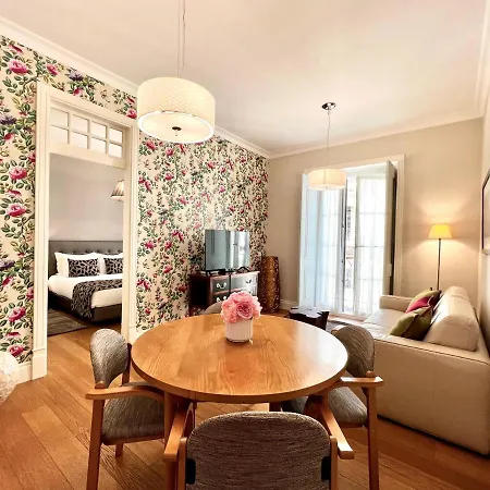 Downtown Apartament *